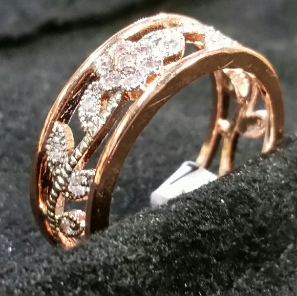 Jewelry - Rose gold and silver leaf band